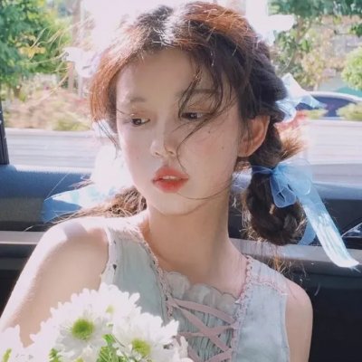 玉湖裸女
